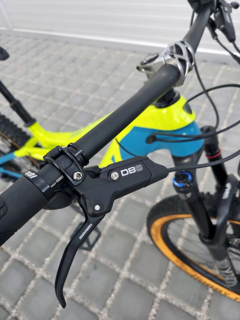 Elektrokolo TREK RAIL 7 AXS 2020 625Wh 29" chip 99km/h velikost M / SRAM GX AXS / Bosch Performance 