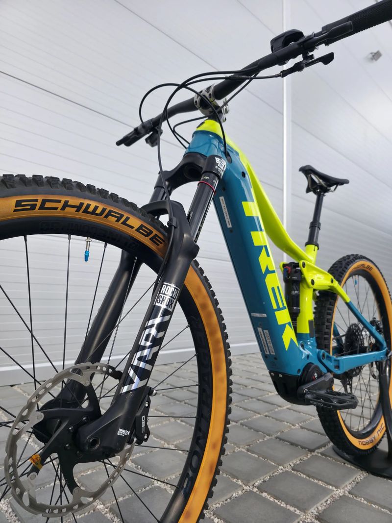 Elektrokolo TREK RAIL 7 AXS 2020 625Wh 29" chip 99km/h velikost M / SRAM GX AXS / Bosch Performance 