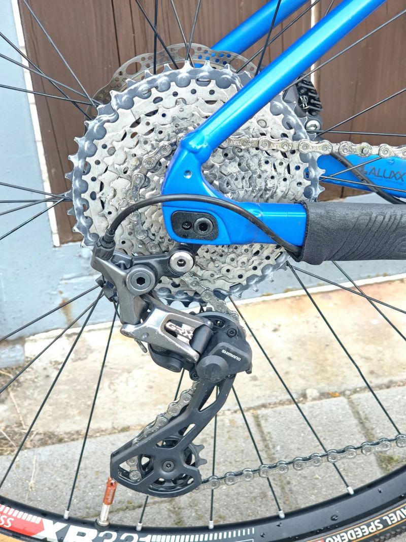 Giant Revolt 2, komponenty GRX