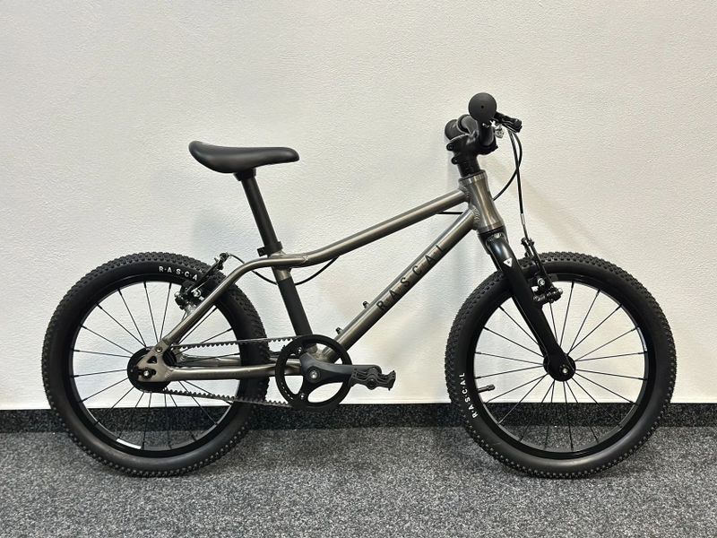 Nový Rascal 16" Titanium - záruka