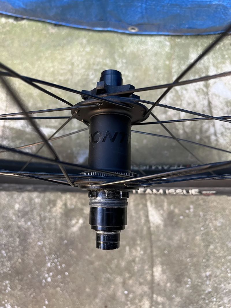 Prodám výplet 27,5 na ráfku DTSwiss FR541