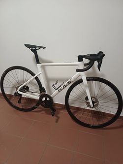 Isaac Boson Mineral white silniční kolo