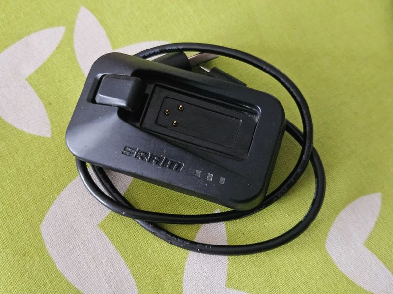 Nabíječka SRAM AXS