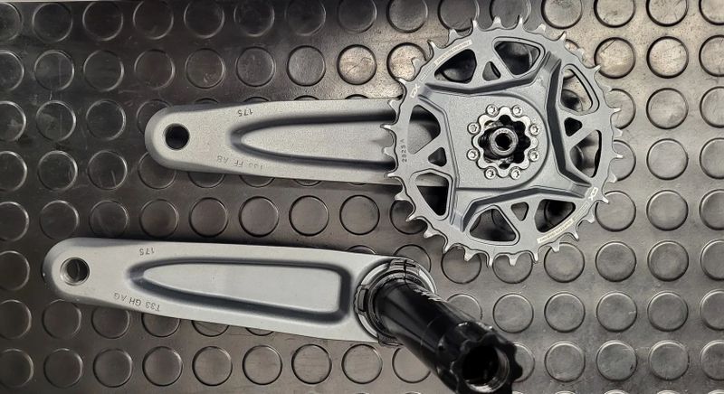 kliky Sram GX Dub osa Wide + převodník 32T