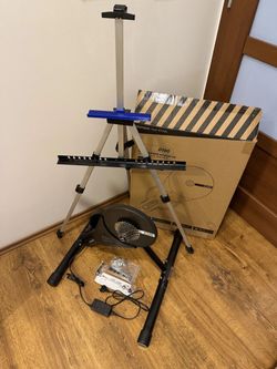 Cyklotrenažer Van Rysel D100