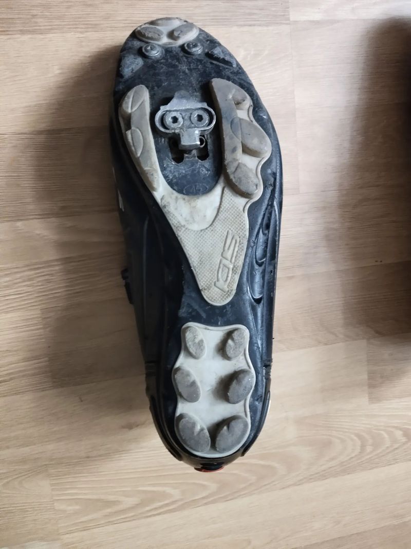Sidi - cyklistické tretry