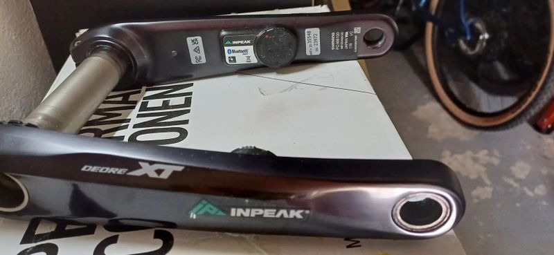  Kliky Shimano XT s oboustranným wattmetrem Inpeak