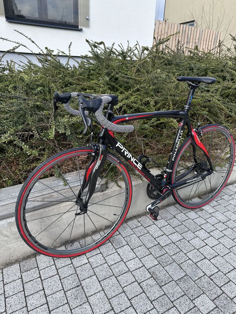 Pinarello Prince Karbon – Campagnolo Record – 15.000 Kč