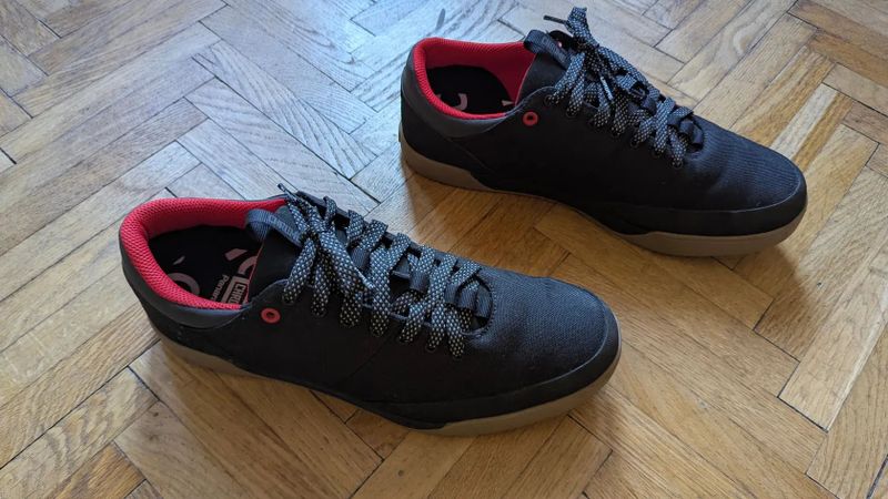 Tenisky Chrome Bromley Pro 