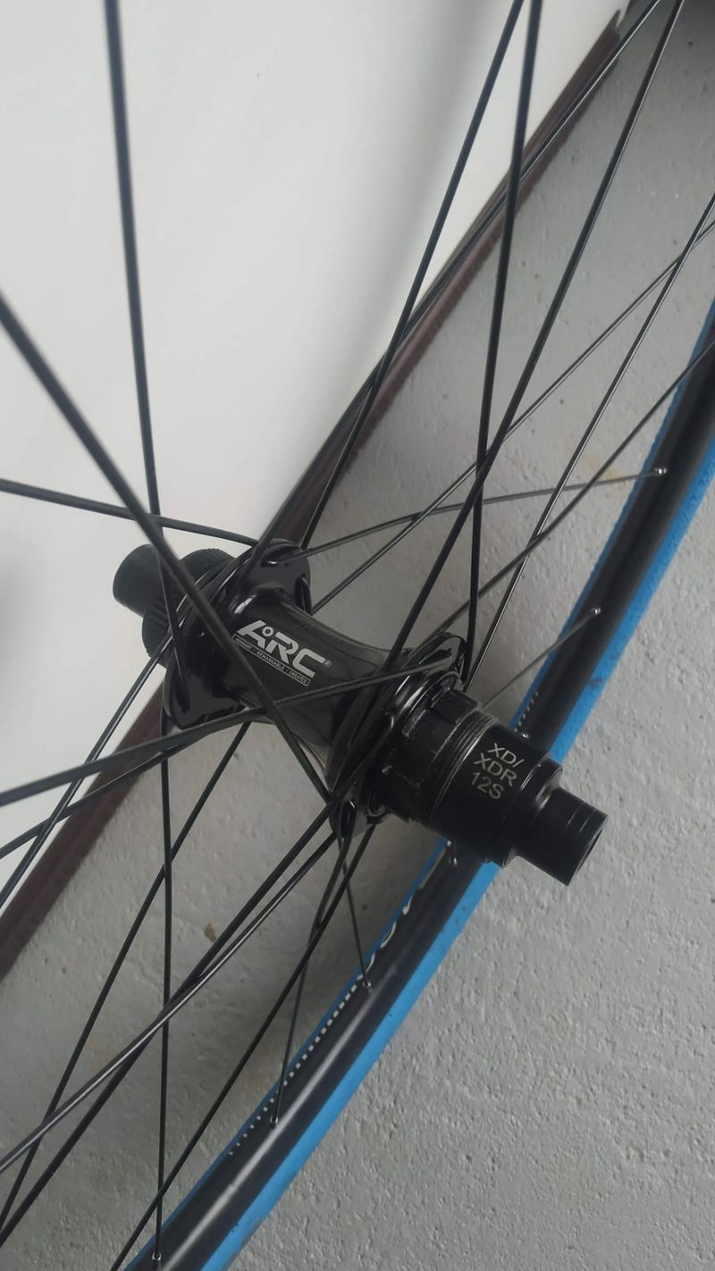 zadni kolo (spise na trenazer) s plastem insider Schwalbe + kazeta ZTTO