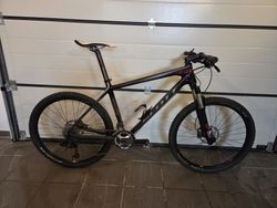 Scott Scale 35 karbon