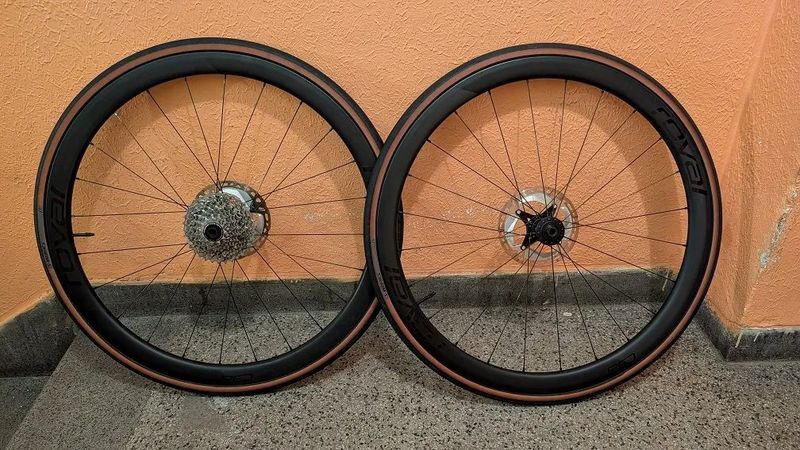 Komplet kola Roval C38 + S-Works Turbo 700x30 + kotouče + kazeta 12s