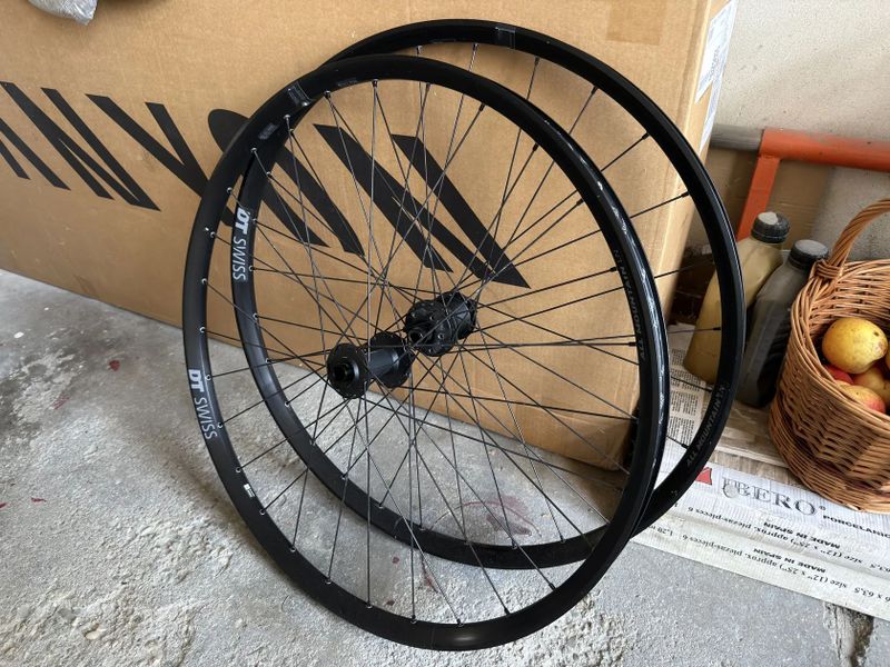 Alu kola DT Swiss All mountain LN 29”