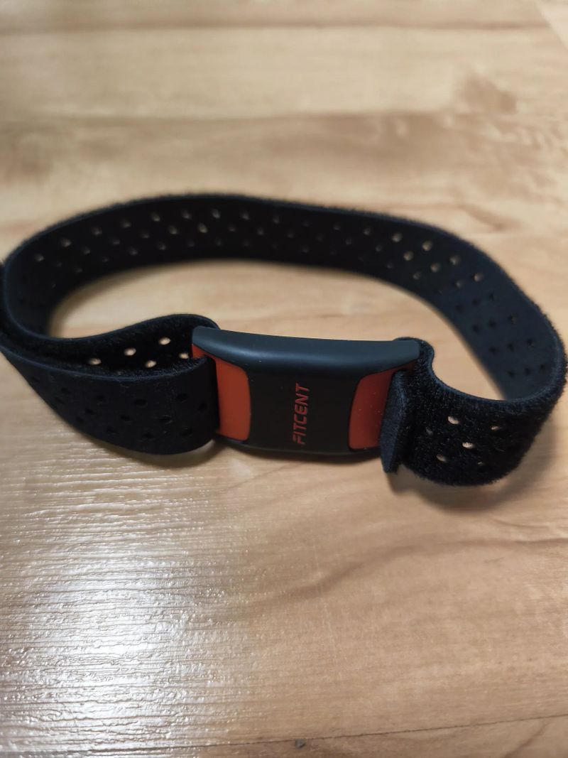 Monitor tepu-náramek na ruku Fitcent