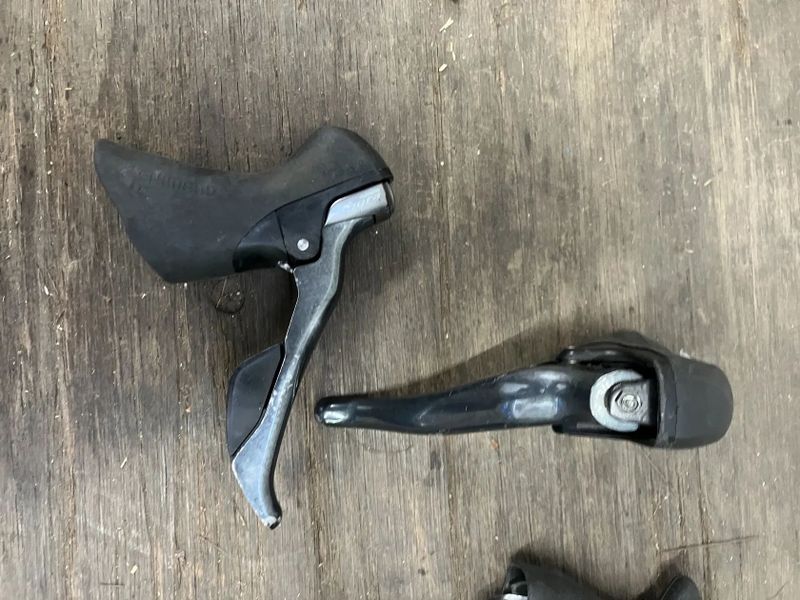 Různé silniční páky - mechanické