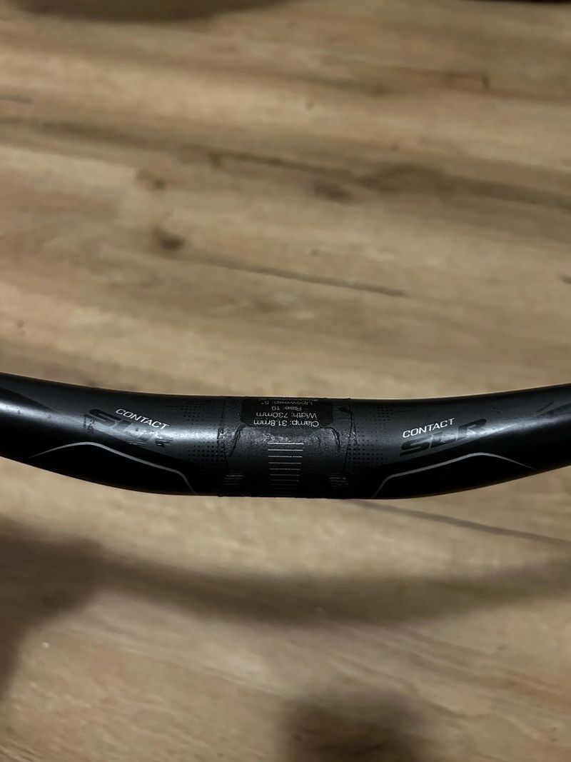 řidítka GIANT Contact SLR TR Riser Handlebar 730mm top stav Karbonové 