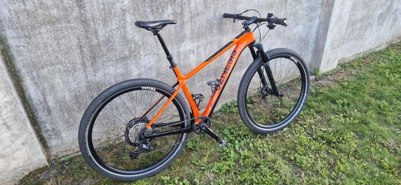 Genesis Mantle 20 (L)