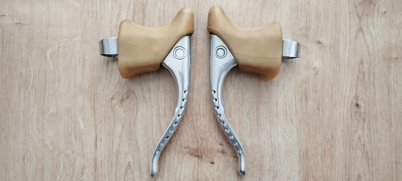 Prodám sadu dílú Campagnolo