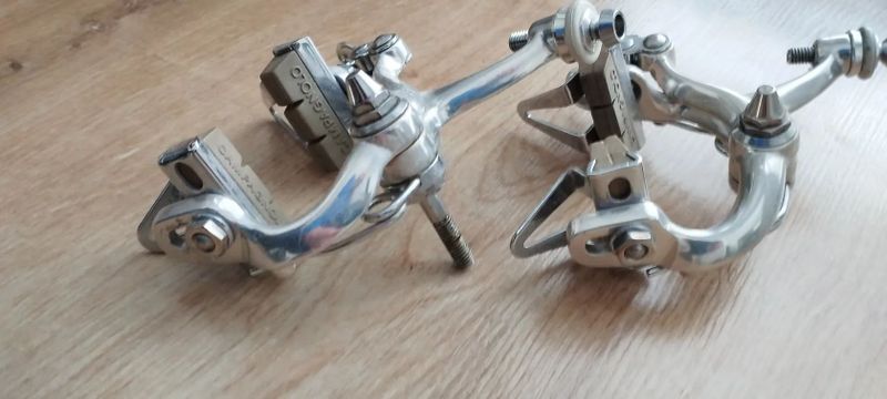 Prodám sadu dílú Campagnolo