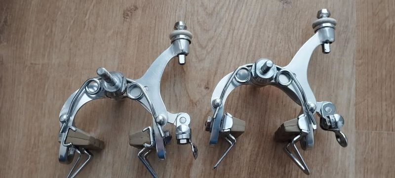 Prodám sadu dílú Campagnolo