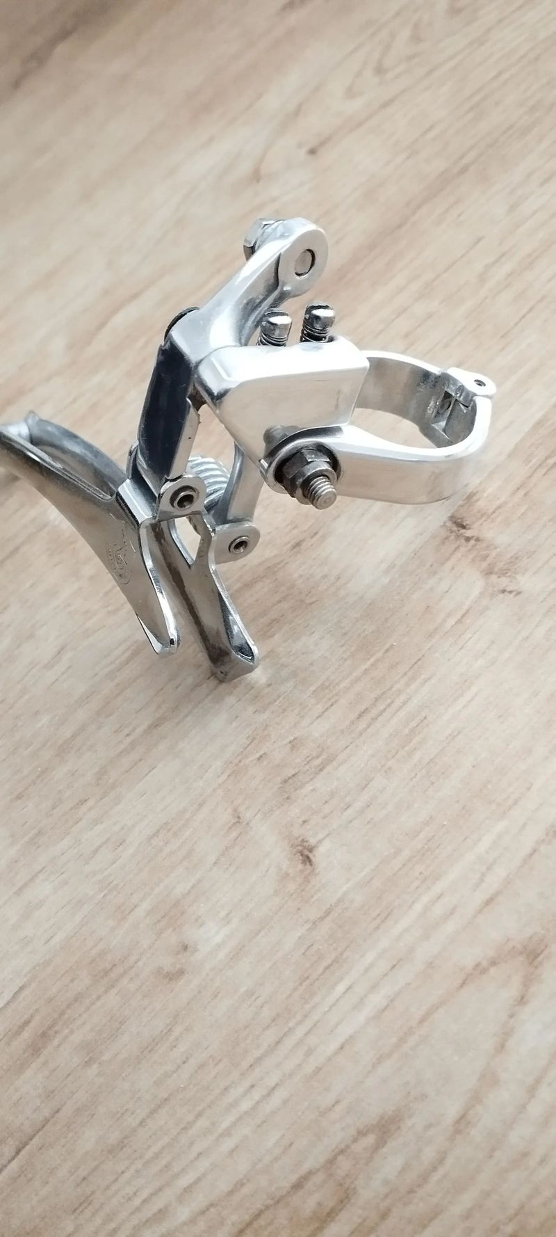 Prodám sadu dílú Campagnolo