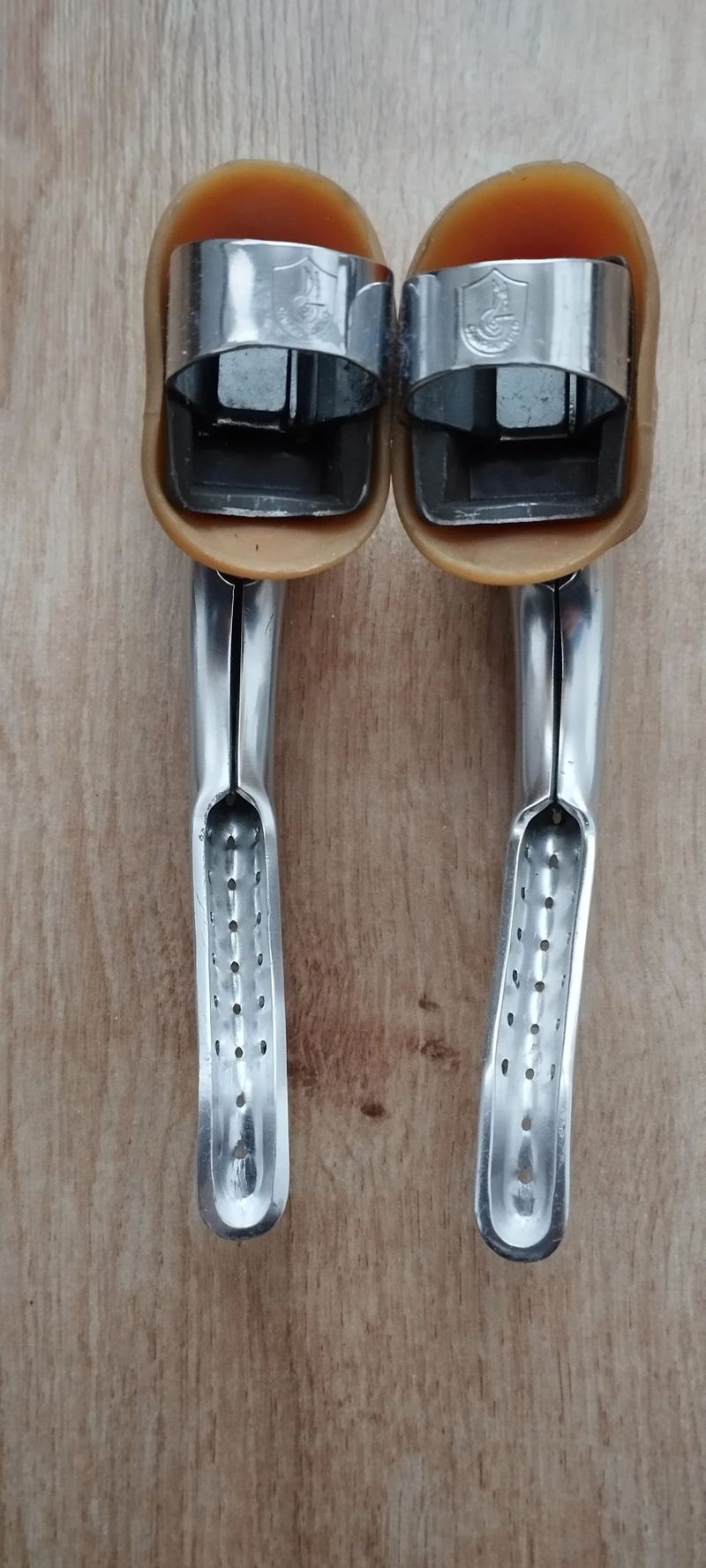 Prodám sadu dílú Campagnolo