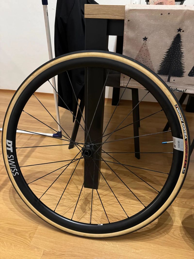 DT Swiss E 1800 30MM