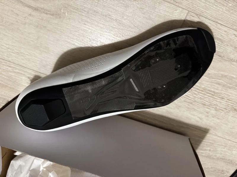 Nové Carbon tretry vel 46 