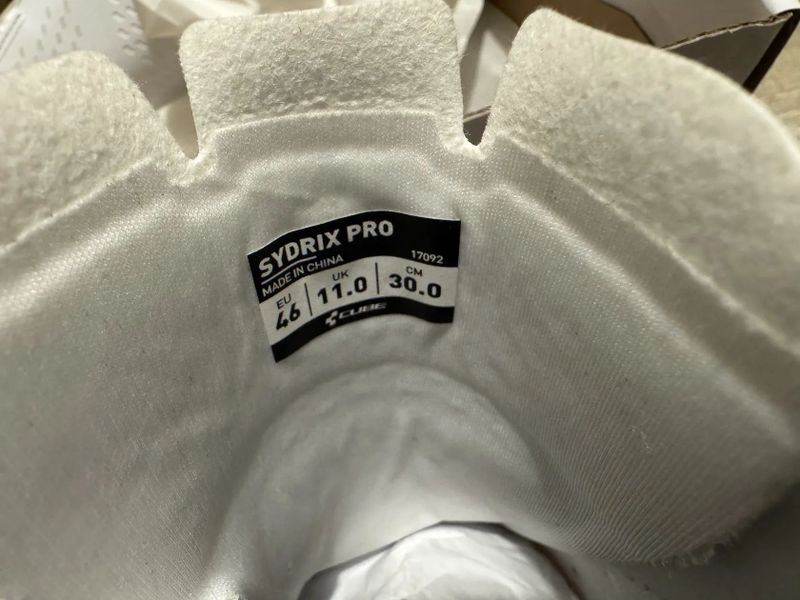 Nové Carbon tretry vel 46 