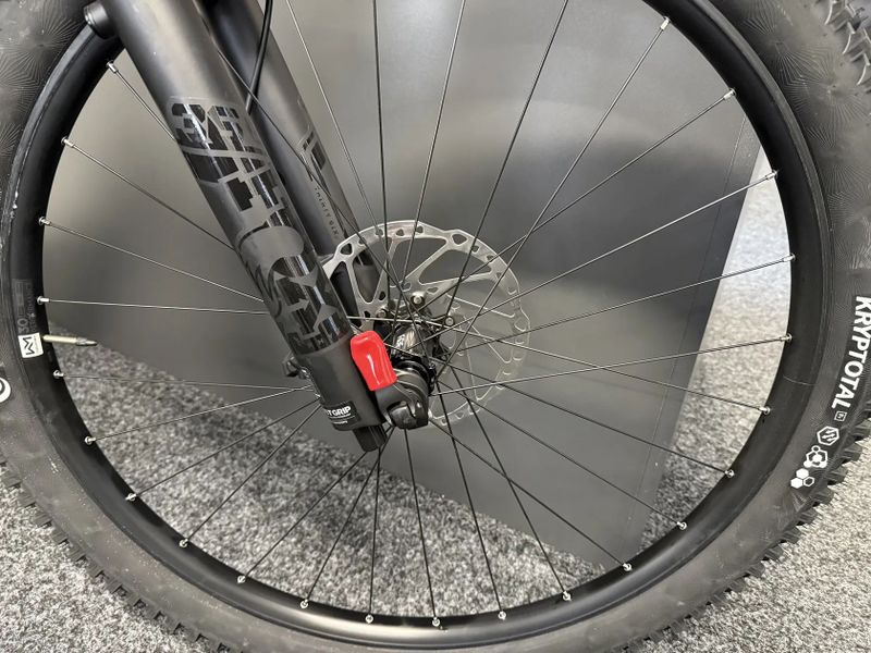 CUBE Stereo Hybrid ONE44 HPC SLX 800 vel. L a XL 2026 NOVÉ