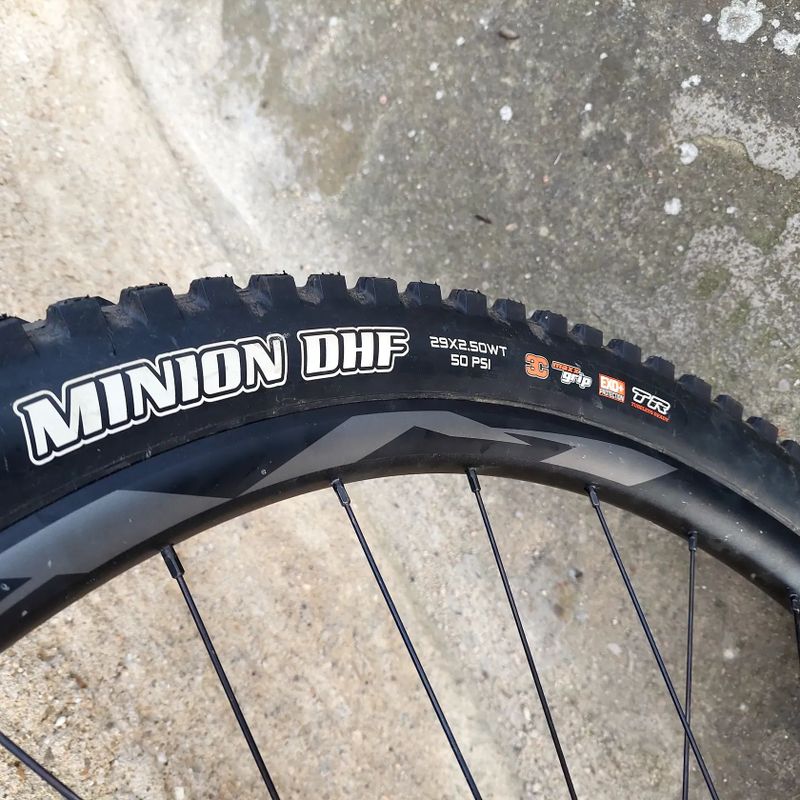 Zapletená kola 29" 110,148 