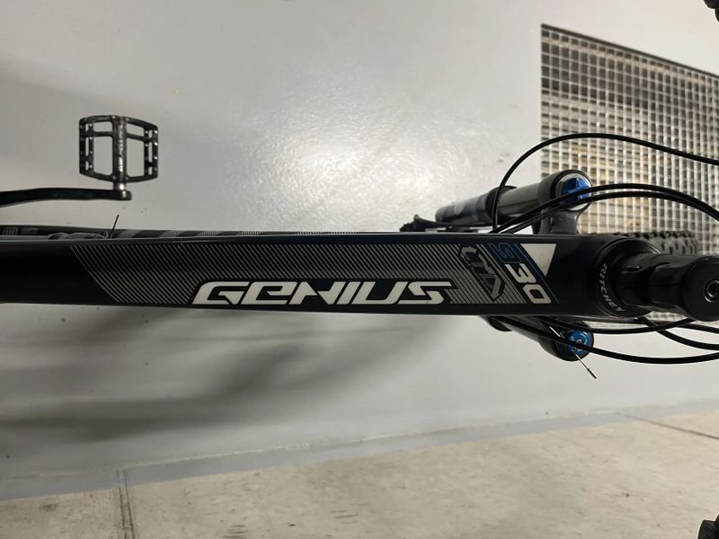 Prodám kolo Scott Genius 930