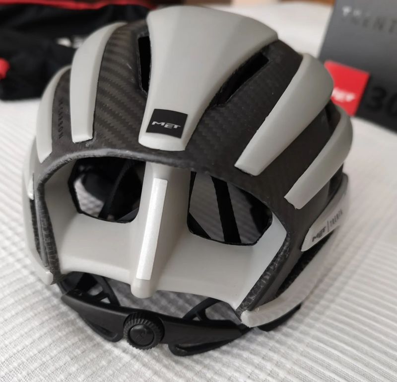 Met Trenta Carbon 3K