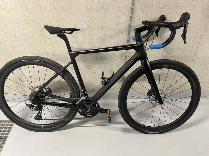 Prodám Gravel Awson Selva