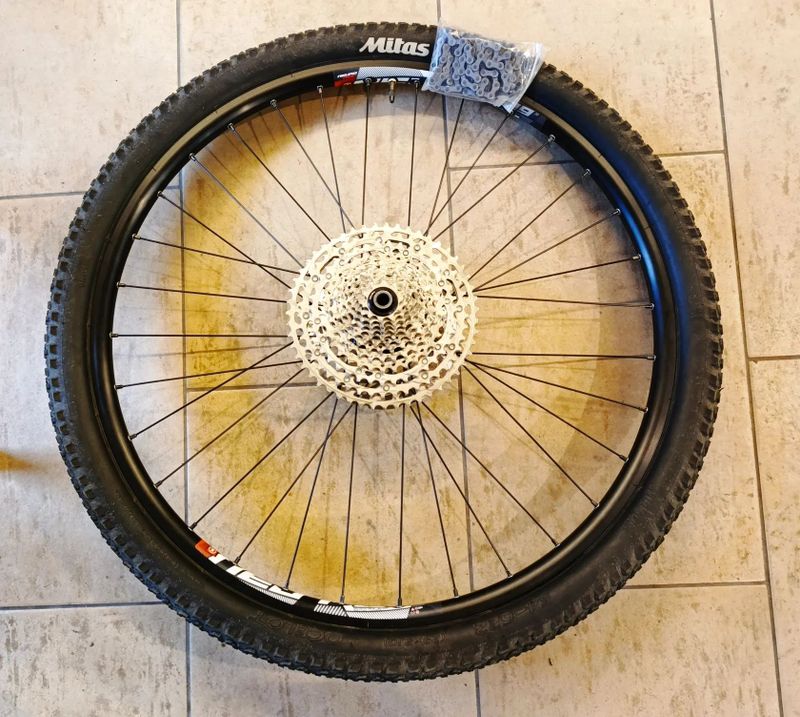 Zadní kolo 29" Boost