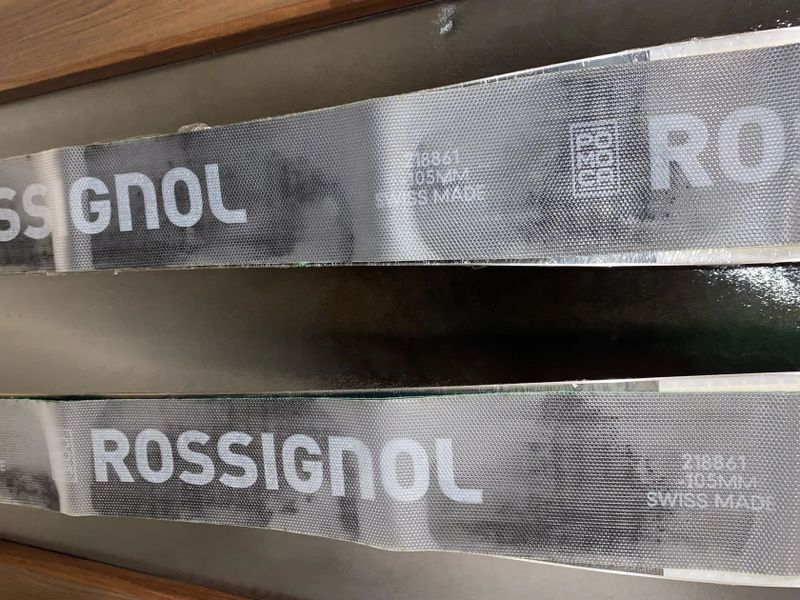 Skialpy, nové lyže a nové pásy, Rossignol ESCAPER W 87. Chybně koupená délka.
