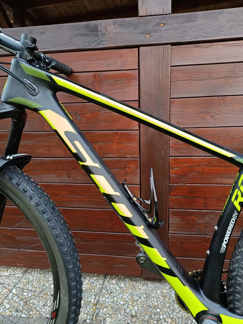 Scott SCALE 900 RC, WORLD CUP, vše komplet v karbonu !! kola Roval Control SL!! 9,3kg