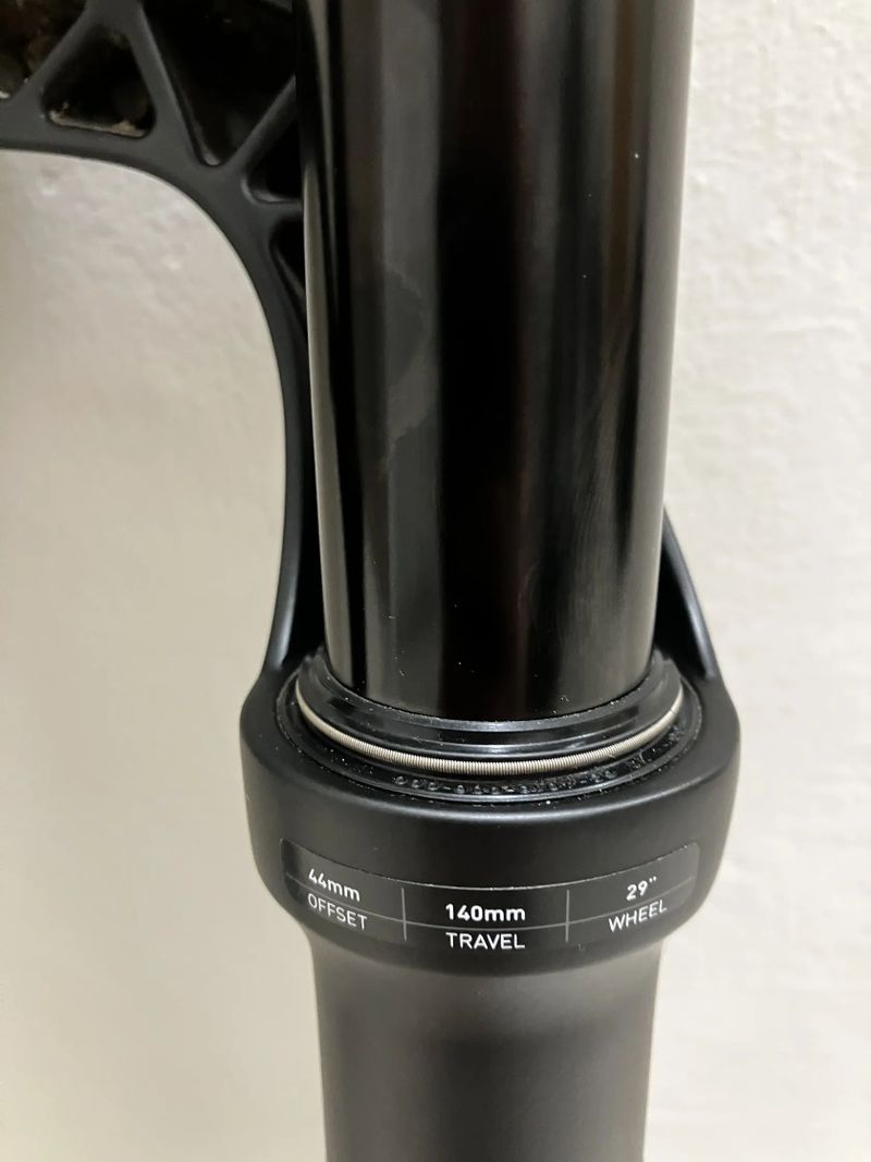 Vidlice Rockshox 35 Gold RL 29” 140 mm - TOP STAV, TOP CENA