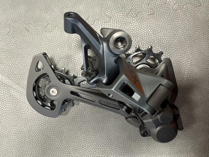 NOVÉ SHIMANO 12 sp - více komponentů 