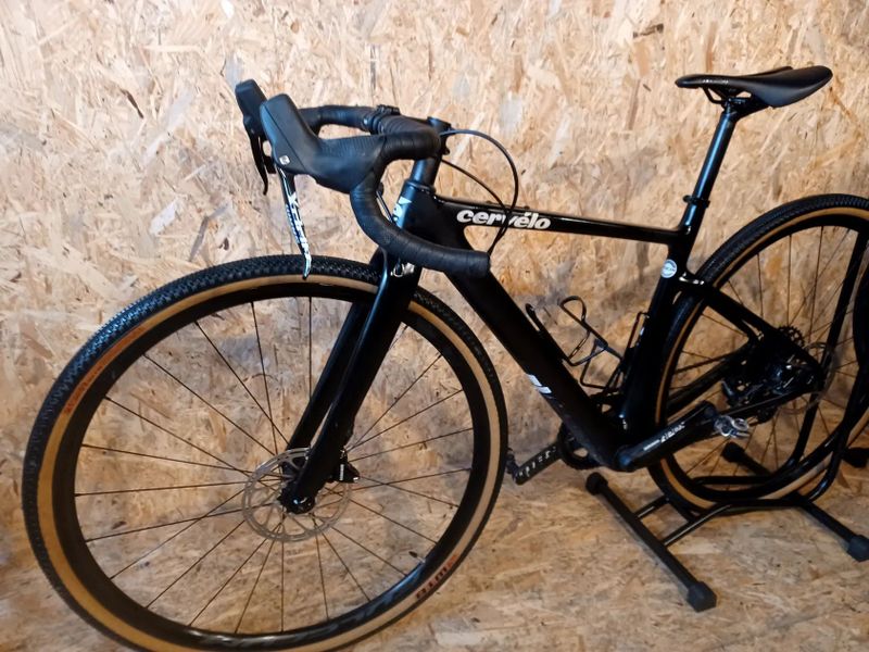 Gravel CERVELO ASPERO Apex, velikost rámu 48 (XS)