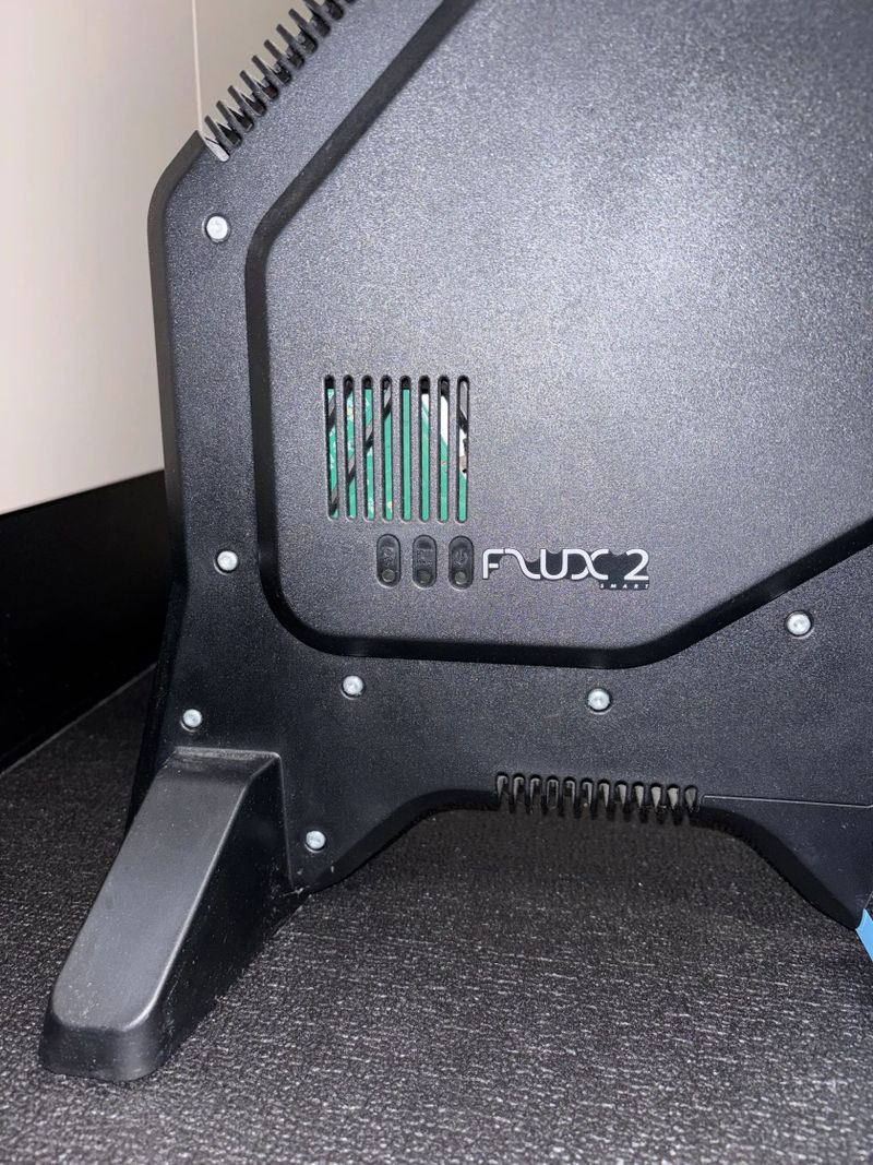 Prodám trenažér Tacx Flux 2 Smart