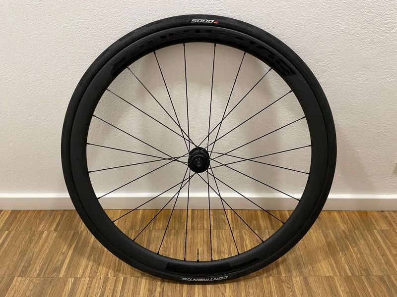 Zapletená kola Bontrager Aeolus Elite 35 TLR