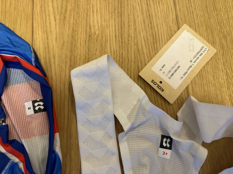 Repre dres a Kratasy v sade