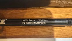 Adaptér pevné osy Thule pro vozíky za kolo