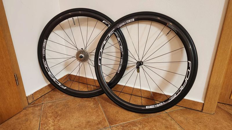 Force Team 33 Carbon