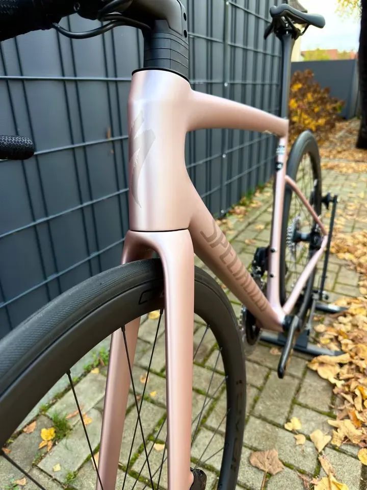 Specialized Tarmac SL8 Expert - 2x12 Sram Rival AXS Powermeter