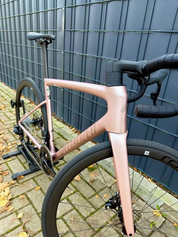 Specialized Tarmac SL8 Expert - 2x12 Sram Rival AXS Powermeter