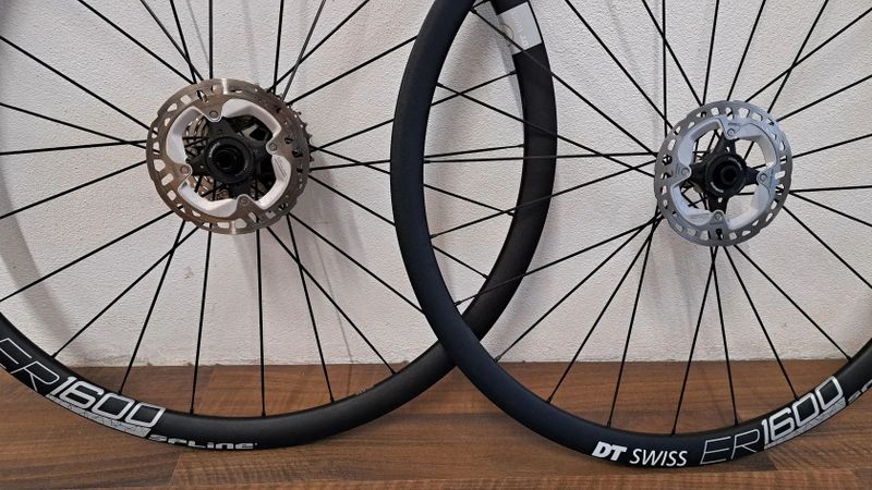 Zapletená kola DT Swiss ER 1600 SPLINE®, CL