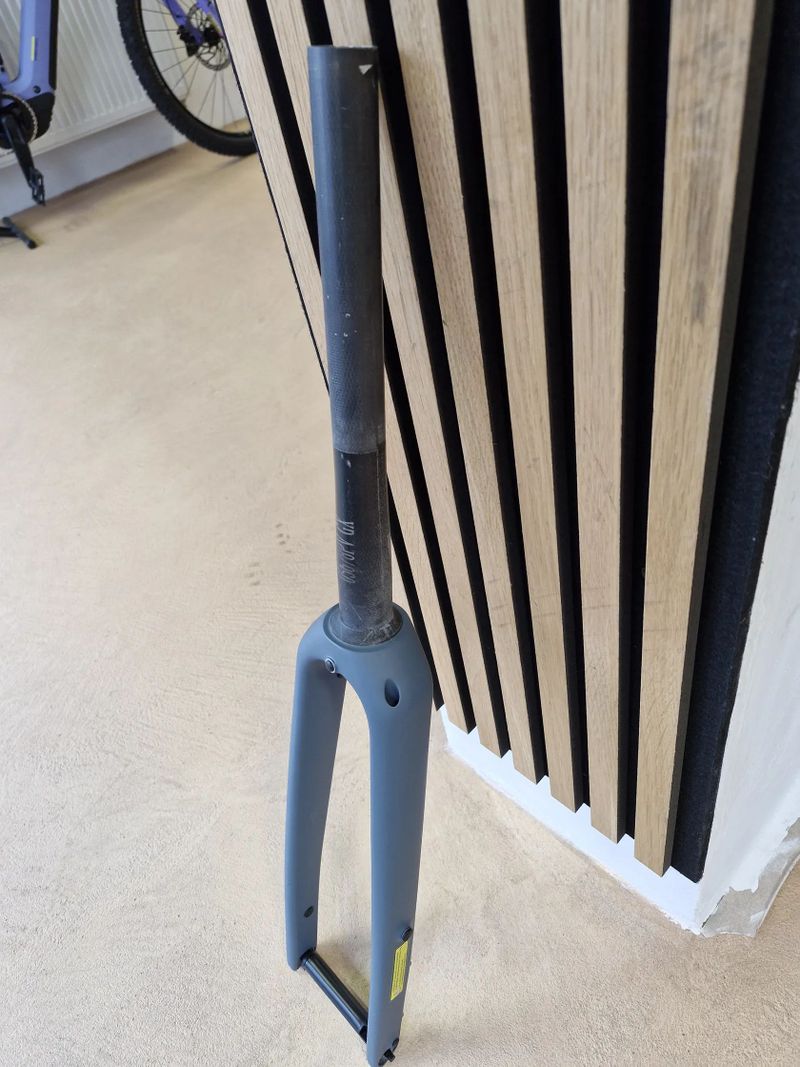 Karbonová vidlice CUBE gravel 