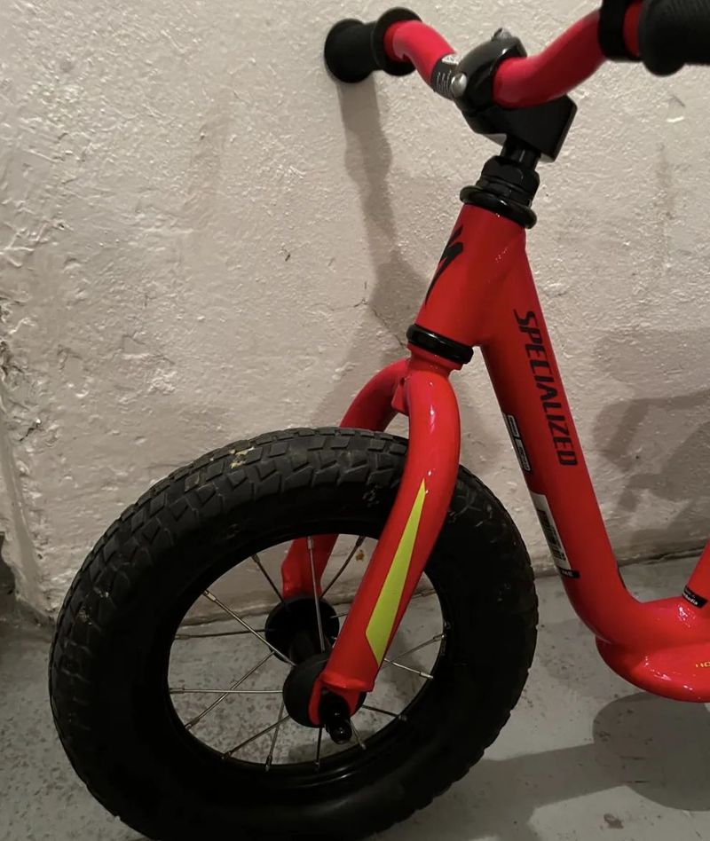 Specialized Hotwalk